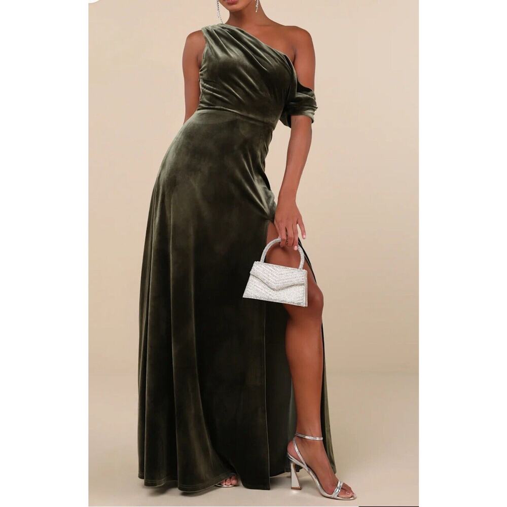 Lulus Coveted Confidence Dress Velvet Size large Olive Green Maxi Dress Reg $88